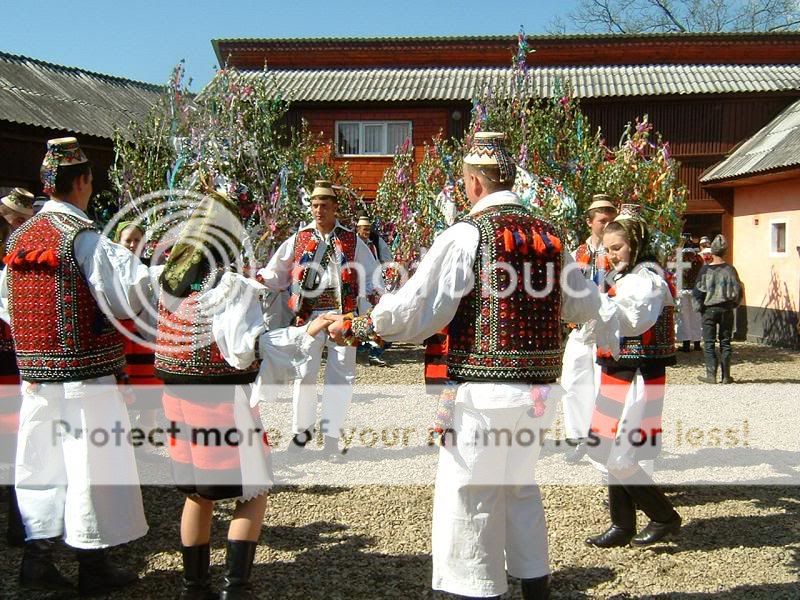 traditii_maramures_1.jpg