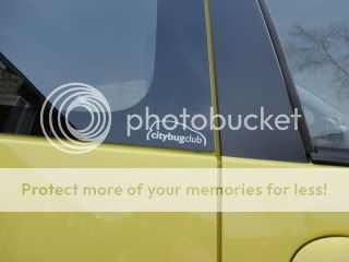 http://i574.photobucket.com/albums/ss187/Christianenkarin/Peugeot%20107/Peugeot107002.jpg